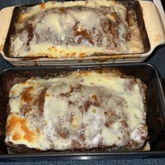 A picture of Keto Cheese Stuffed Meatloaf.