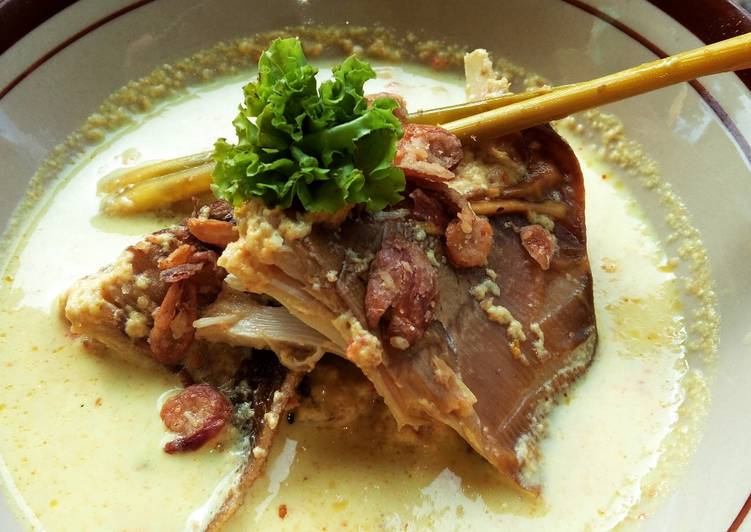 Cara buat Ikan Pari Kuah Santan yang lezat dan Mudah Dibuat