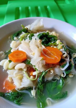 Foto resep Sayur bening bayam,wortel,kecambah,kol & makaroni