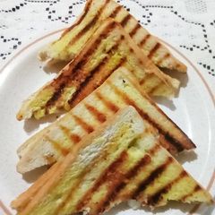A picture of Grilled sandwich bread.