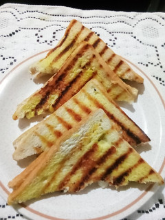 A picture of Grilled sandwich bread.