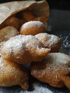 Una foto de Buñuelos de Coco