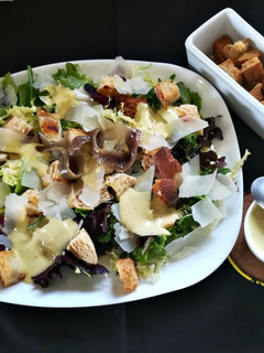 Una foto de Ensalada Cesar