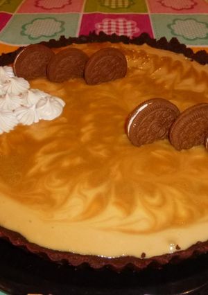 Una foto de Cheesecake de Arequipe con Galletas Oreo de Chocolate