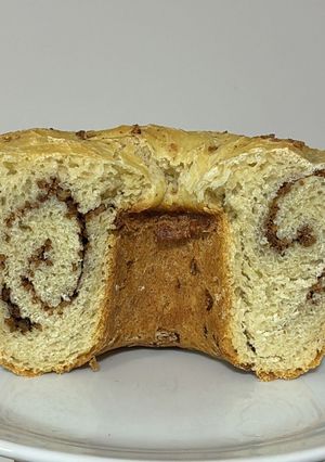 Una foto de Pan con chicharrón en olla Essen