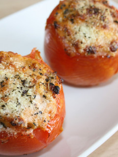 Una foto de Tomates rellenos gratinados