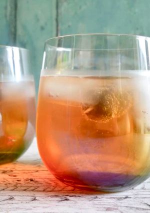 A picture of Pear Cider Punch.