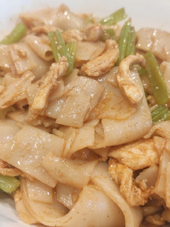 A picture of Chow Fun(Instant Spice Mix Version).