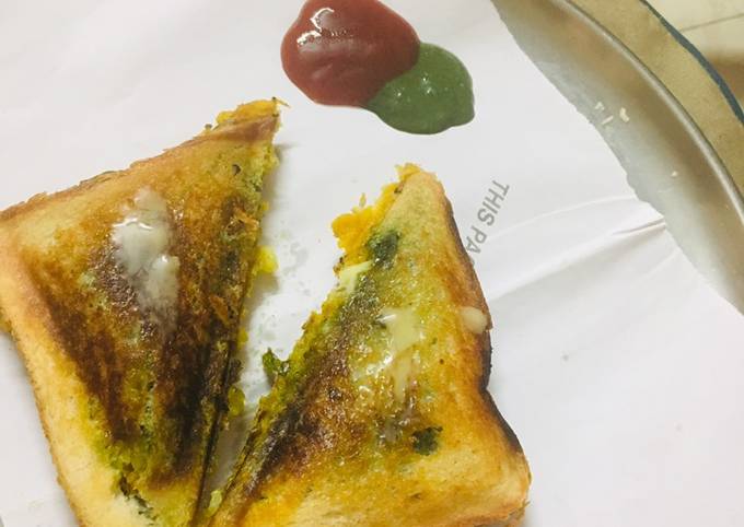 Recipe of Favorite Mumbai special Toast Sandwich