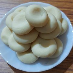 A picture of Powder milk peda.