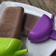 A picture of Chocolate Banana Popsicle Recipe | Chocolate Banana Pops.