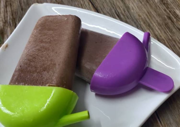 Chocolate Banana Popsicle Recipe | Chocolate Banana Pops