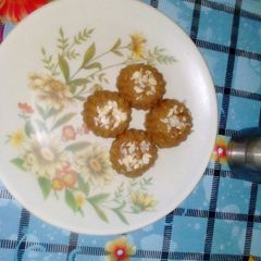 A picture of Churma laddoo.