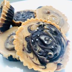 A picture of No Sugar Peanut butter cups.
