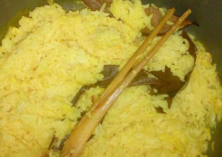 Nasi kuning rice cooker