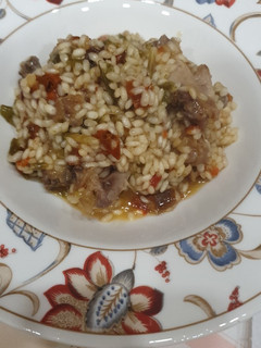 Una foto de Pollo con arroz