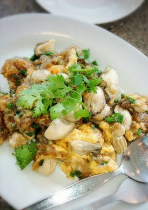 A picture of Soft and Fluffy Oyster Omelette.