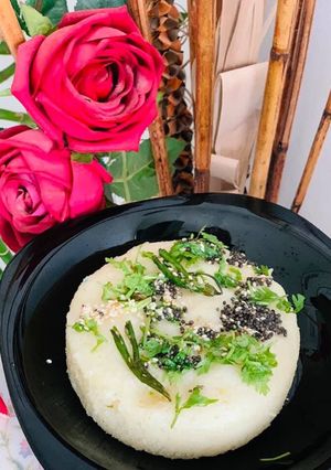 A picture of Rawa Dhokla.