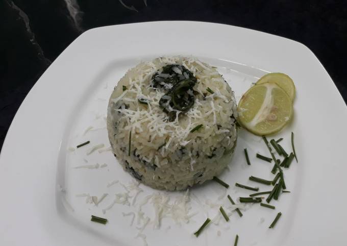 Steps to Make Perfect Spanakorizo