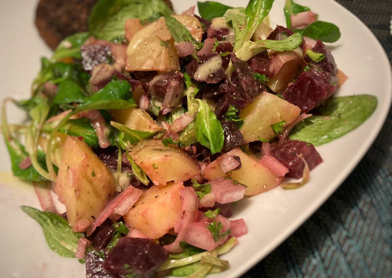 Salade betterave pomme de terre