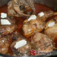 A picture of Rabbit with red sauce from Zakynthos.