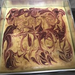 A picture of Red velvet cheese brownies.
