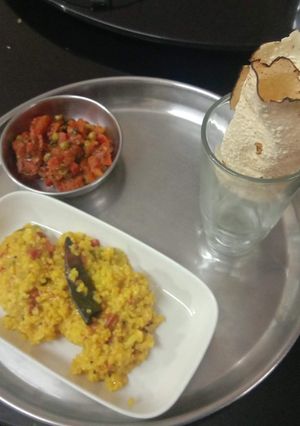 A picture of Khichdi.
