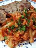 Coliflor entomatada y Milanesa de Res con Romero
