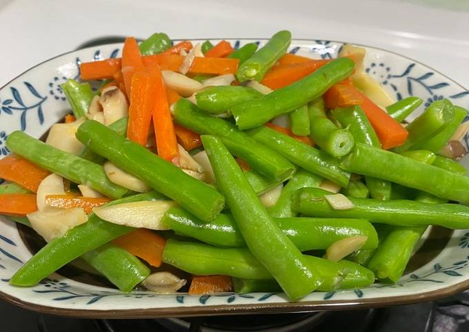 清炒紅蘿蔔杏鮑菇四季豆食譜by 胡搞瞎搞家常料理 Cookpad