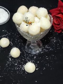 صورة لوصفة رفايلو جوز الهند او كرات الثلج لدايت والكيتو صحي ولذيذ 😍😋