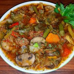 A picture of Mike's Low Carb/Calorie Vegetable Beef Soup.
