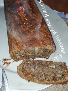 Una foto de Budín de harina integral con nueces