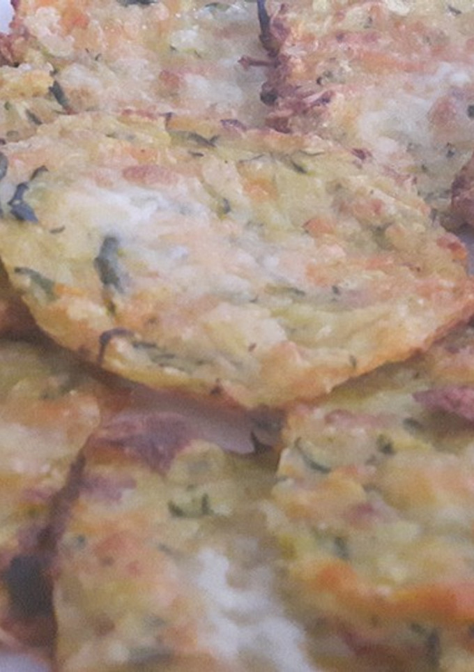 Una foto de Tortitas de calabacin y zanahoria