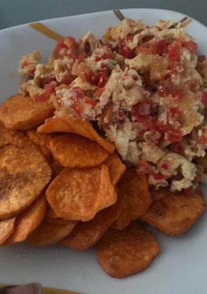 A picture of Sweet Potato Fries and Scrambled Eggs.