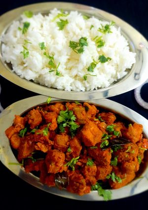 A picture of Raw banana masala.