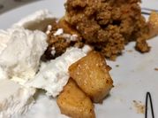Una foto de crumble manzana sin mantequilla