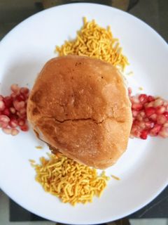 દાબેલી (Dabeli Recipe In Gujarati) રેસીપી મુખ્ય ફોટો