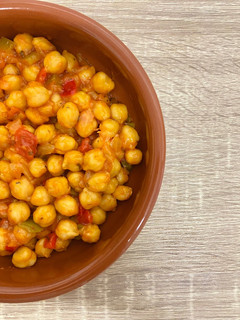 Una foto de Garbanzos con tomate Sabor Cookpad