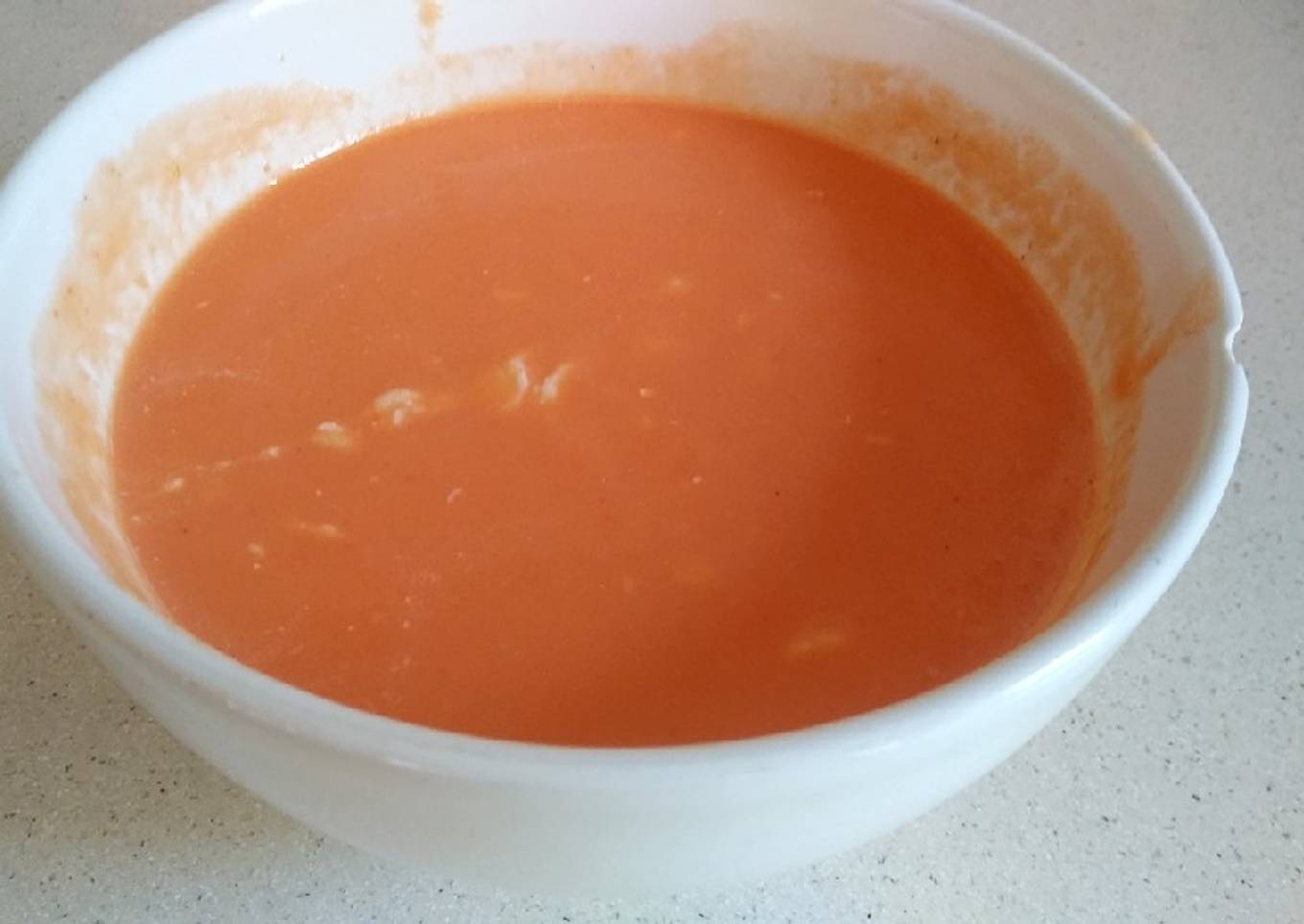 Sopa fría de manzana y pimiento