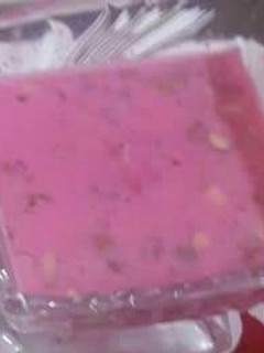 स्ट्रॉबेरी राबड़ी (Strawberry Rabdi recipe in Hindi) रेसिपी मुख्य फोटो