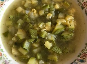 Una foto de Sopa de calabacitas light