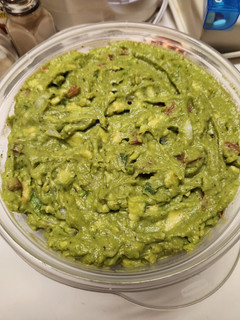 A picture of Jeannie's Guacamole.