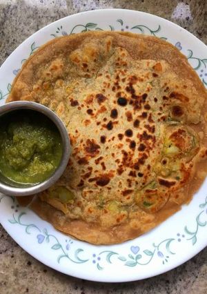 A picture of Soya granules stuff paratha.