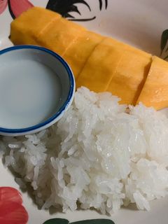 A picture of Mango Sticky Rice.