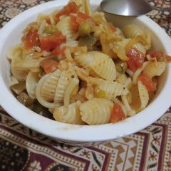 Vegetables spaghetti and macroni A picture of Vegetables spaghetti and macroni.