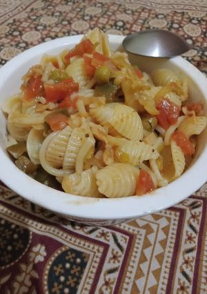 A picture of Vegetables spaghetti and macroni.