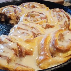 A picture of Crescent rolls Cinnabon.
