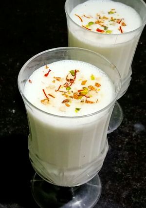 পোহা লস্যি(poha lassi recipe in Bengali) রেসিপির প্রধান ছবি