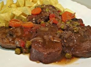 Foto principal de Lengua de ternera guisada