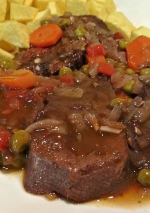 Foto principal de Lengua de ternera guisada